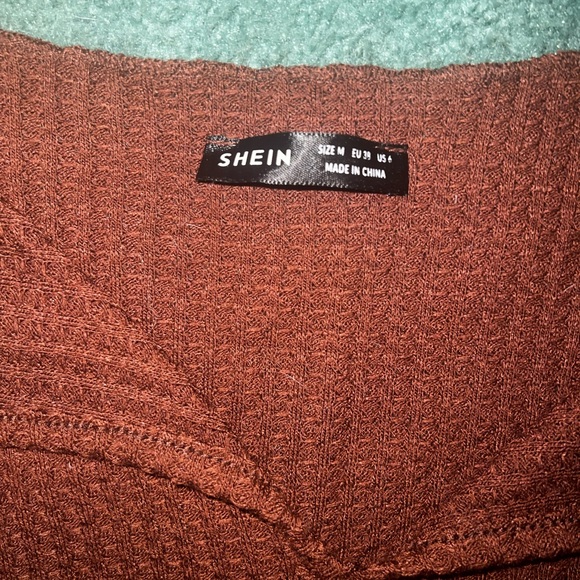 SHEIN, brown crop top - Picture 2 of 2